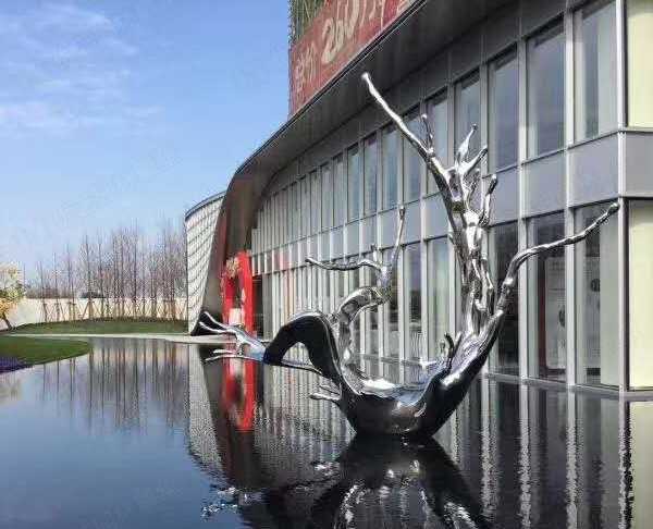 玻璃鋼雕塑的特點有什么呢？